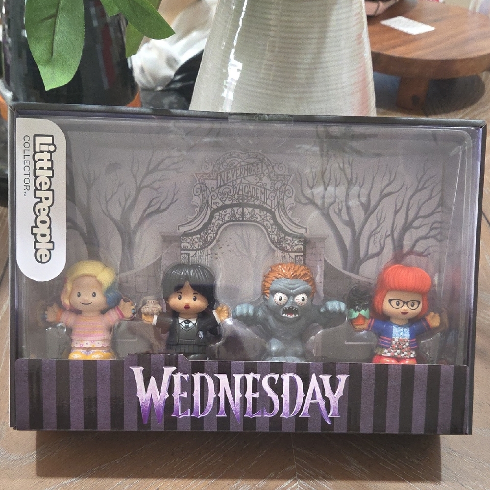 Little People Wednesday Collector Set